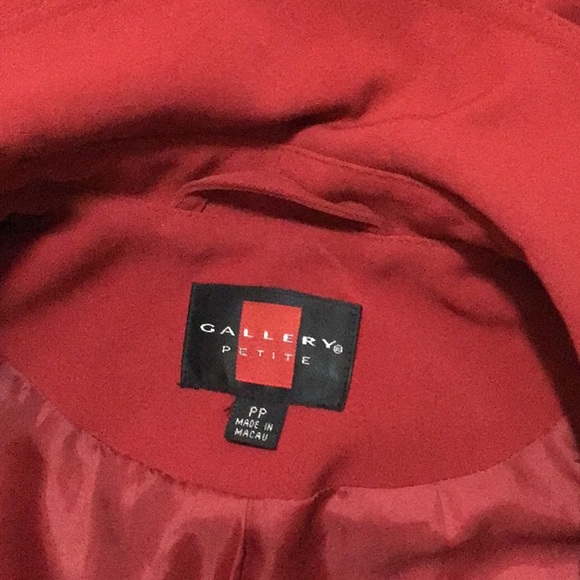 GALLERY PETITE RED TRENCH COAT WITH REMOVABLE BUTTON HOOD SZ PP - Picture 5 of 14